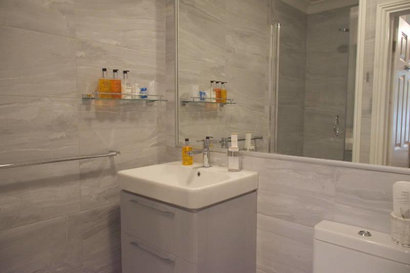 The By Tas 4*
